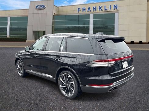 New 2026 Lincoln Aviator Reserve image 5