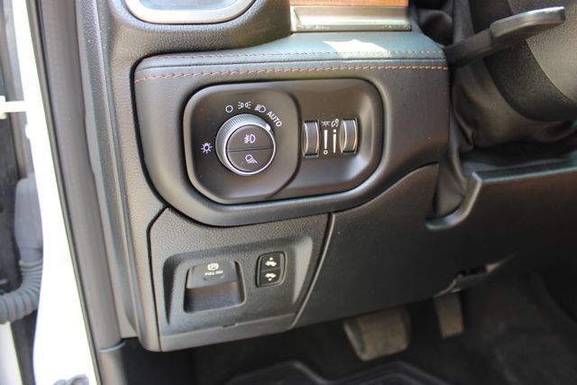 Used 2020 RAM 1500 Longhorn AWD/4WD image 18