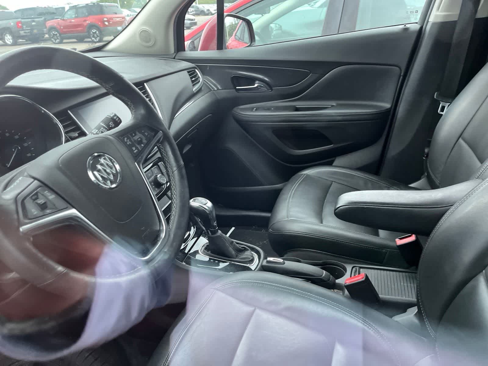 Used 2018 Buick Encore Essence w/ Experience Buick Package FWD image 26