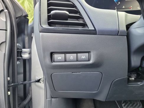 New 2026 Nissan Sentra SL w/ Floor Mat Package FWD image 20