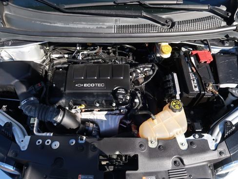 Used 2015 Chevrolet Sonic LTZ image 12