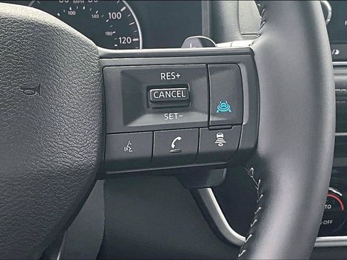 Used 2026 Nissan Rogue SV w/ Cold Weather Package AWD/4WD image 13