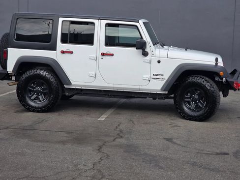 Used 2015 Jeep Wrangler Unlimited Sport w/ Connectivity Group AWD/4WD image 3