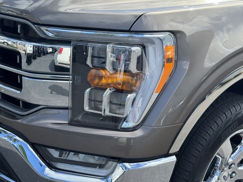 Used 2021 Ford F150 Lariat w/ Max Trailer Tow Package image 8