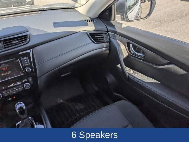 Used 2020 Nissan Rogue SV FWD image 17