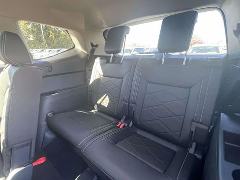 New 2026 Volkswagen Atlas SE AWD/4WD image 11
