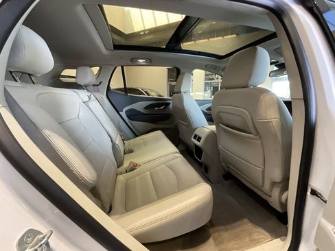 Used 2022 GMC Terrain Denali w/ Denali Premium Package image 21