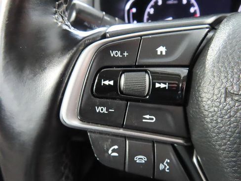 Used 2018 Honda Accord Touring image 25