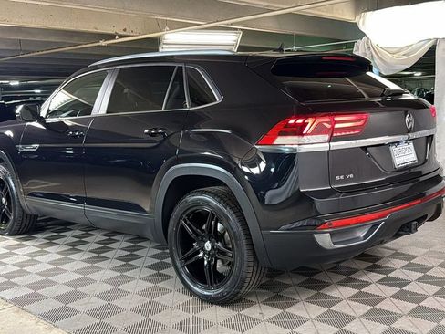 Used 2021 Volkswagen Atlas Cross Sport SE w/ Panoramic Sunroof Package AWD/4WD image 6