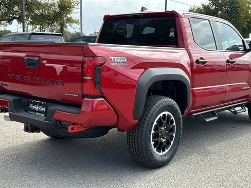 New 2025 Toyota Tacoma TRD Off-Road image 9
