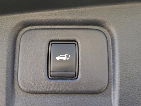 Certified 2023 Nissan Murano Platinum w/ Cargo Package image 18