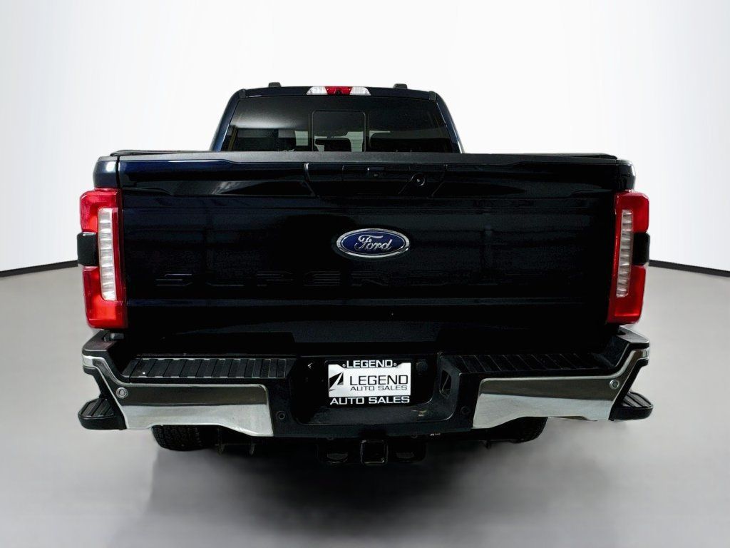 Used 2024 Ford F350 Lariat w/ FX4 Off-Road Package AWD/4WD image 7