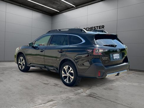 Used 2020 Subaru Outback Limited AWD/4WD image 3