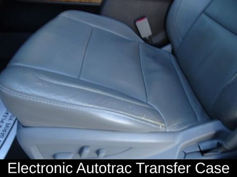 Used 2014 GMC Sierra 1500 SLT w/ SLT Crew Cab Value Package image 27