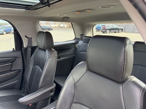 Certified 2017 GMC Acadia Limited SLT AWD/4WD image 8