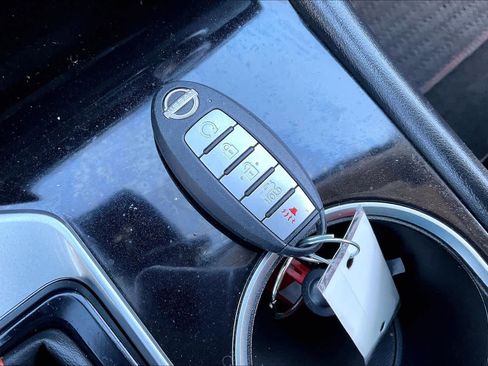 Used 2024 Nissan Altima 2.5 SR image 15