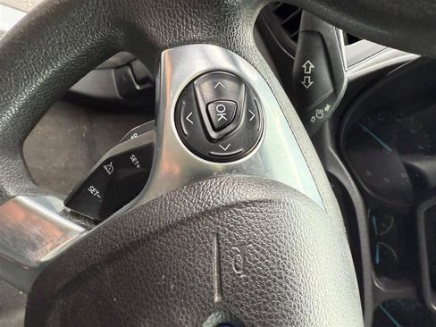 Used 2015 Ford Transit Connect XLT image 23