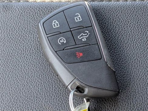 Used 2024 Chevrolet Silverado 2500 Custom w/ Custom Value Package image 30