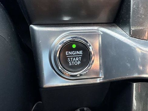 Used 2022 Ford F150 Lariat w/ Equipment Group 502A High AWD/4WD image 44