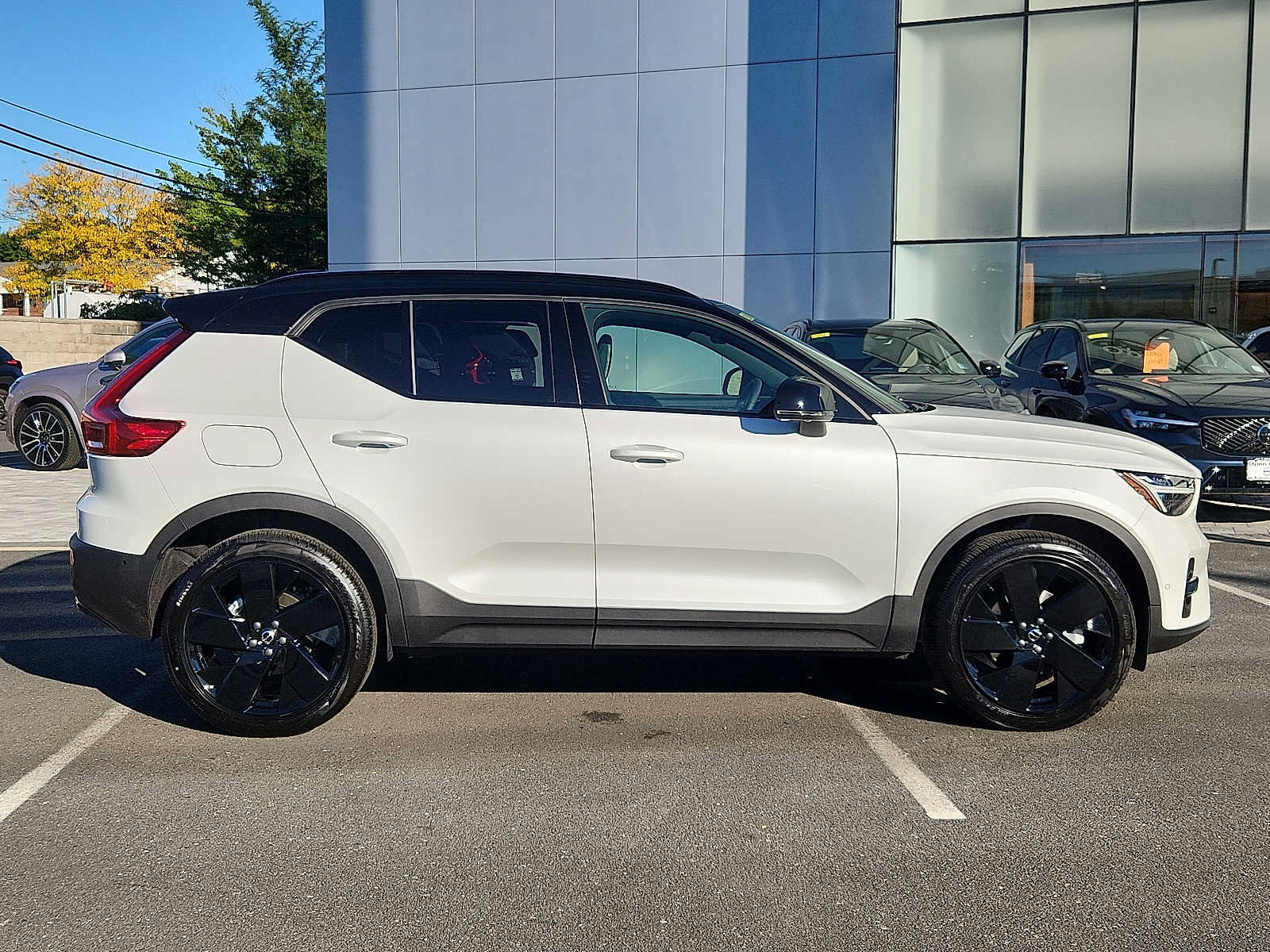 Used 2026 Volvo XC40 B5 Ultra w/ Protection Package Premier AWD/4WD image 7