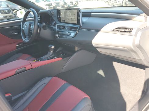 Used 2024 Lexus ES 350 F Sport w/ Accessory Package (Z2) image 17