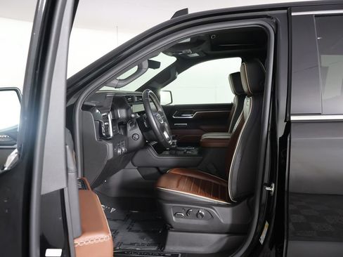 Used 2025 GMC Sierra 1500 Denali Ultimate AWD/4WD image 31