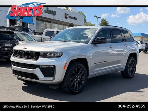 New 2026 Jeep Grand Cherokee Limited AWD/4WD image 1
