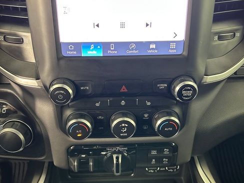 Used 2023 RAM 1500 Big Horn RWD image 15
