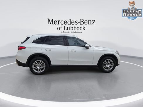 Used 2025 Mercedes-Benz GLC 300 image 9