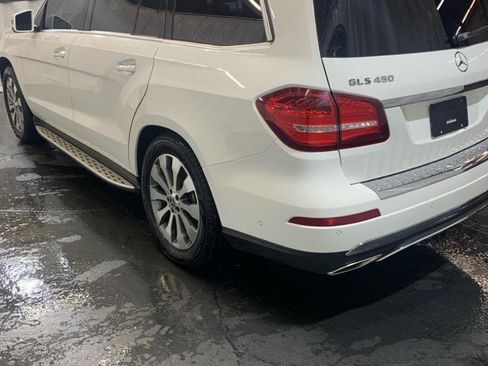 Used 2019 Mercedes-Benz GLS 450 4MATIC image 4