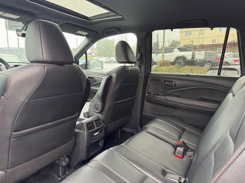 Used 2022 Honda Pilot TrailSport image 36
