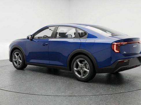 Used 2025 Kia K4 FWD image 6