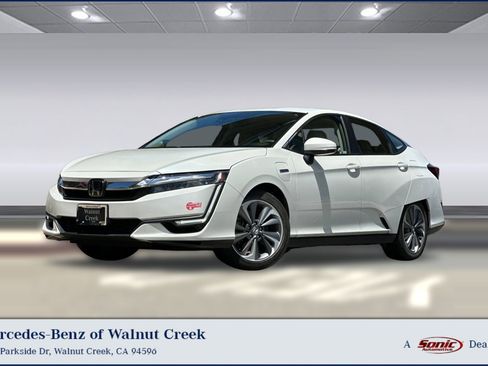 Used 2018 Honda Clarity Plug-In Hybrid image 1