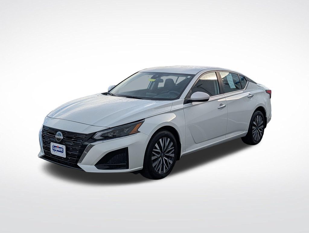 Used 2023 Nissan Altima 2.5 SV AWD/4WD image 10