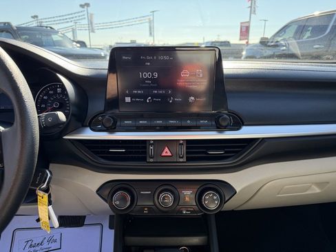 Used 2023 Kia Forte LXS w/ LXS Technology Package image 20