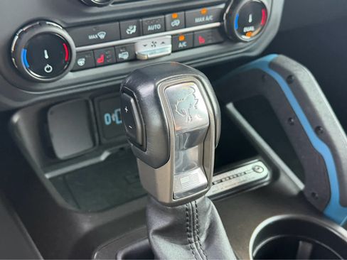 Used 2022 Ford Bronco Wildtrak AWD/4WD image 35