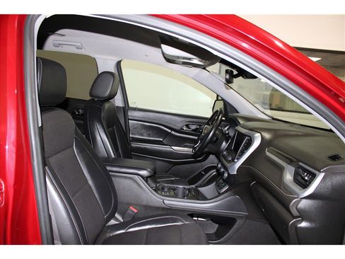 Used 2023 GMC Acadia SLT image 24