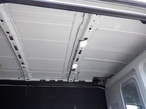 Used 2023 Ford Transit 250 Medium Roof AWD w/ Load Area Protection Package image 10