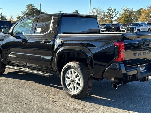 New 2025 Toyota Tacoma SR5 image 6