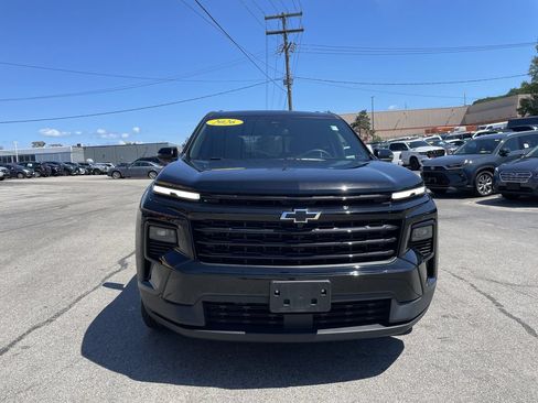 Used 2026 Chevrolet Traverse LT w/ Midnight/Sport Edition AWD/4WD image 5