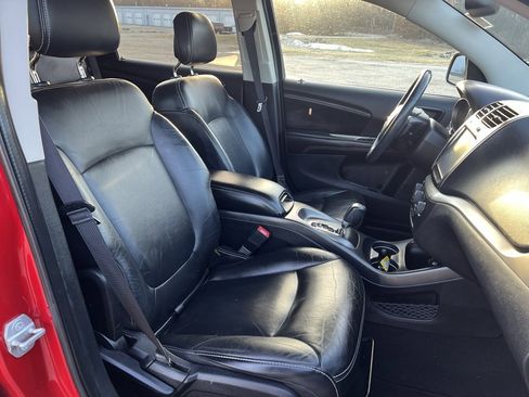 Used 2015 Dodge Journey Crossroad w/ Flexible Seating Group image 13