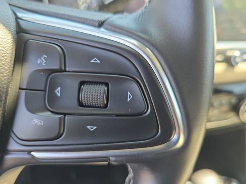 Used 2023 Buick Encore GX Select FWD image 18
