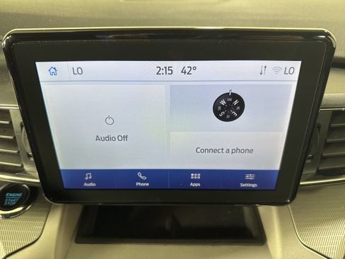 Used 2023 Ford Explorer XLT w/ Equipment Group 202A AWD/4WD image 28