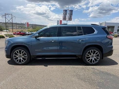 Used 2026 GMC Acadia Denali Ultimate w/ LPO, Floor Liner Package AWD/4WD image 6