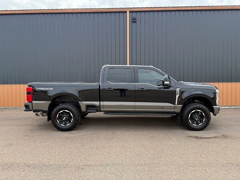 Used 2026 Ford F350 King Ranch w/ Tremor Off-Road Package AWD/4WD image 4