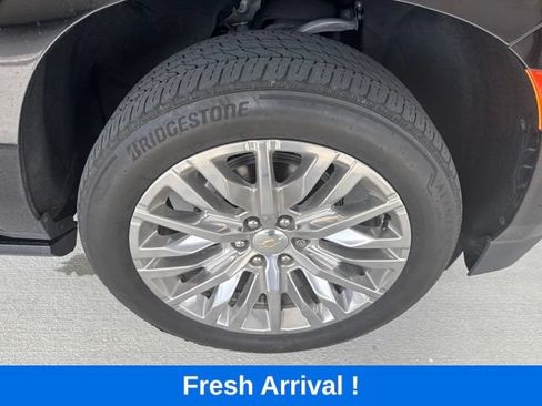 Used 2023 Chevrolet Tahoe Premier AWD/4WD image 19