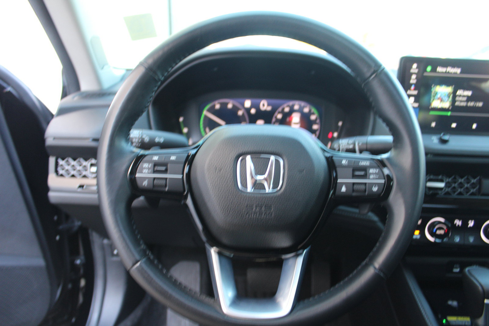 Used 2024 Honda Accord Touring image 14