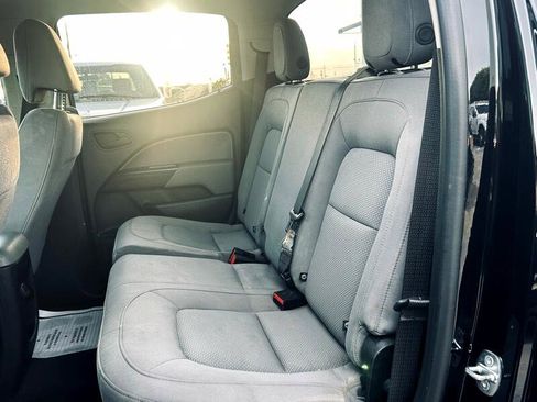 Used 2020 Chevrolet Colorado W/T w/ Custom Special Edition image 10