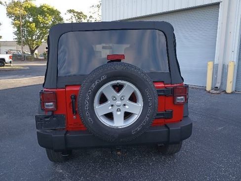 Certified 2018 Jeep Wrangler Unlimited Sport S AWD/4WD image 4