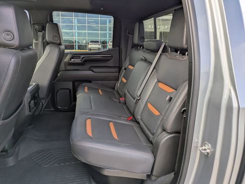 Used 2024 GMC Sierra 1500 AT4 w/ Technology Package image 12